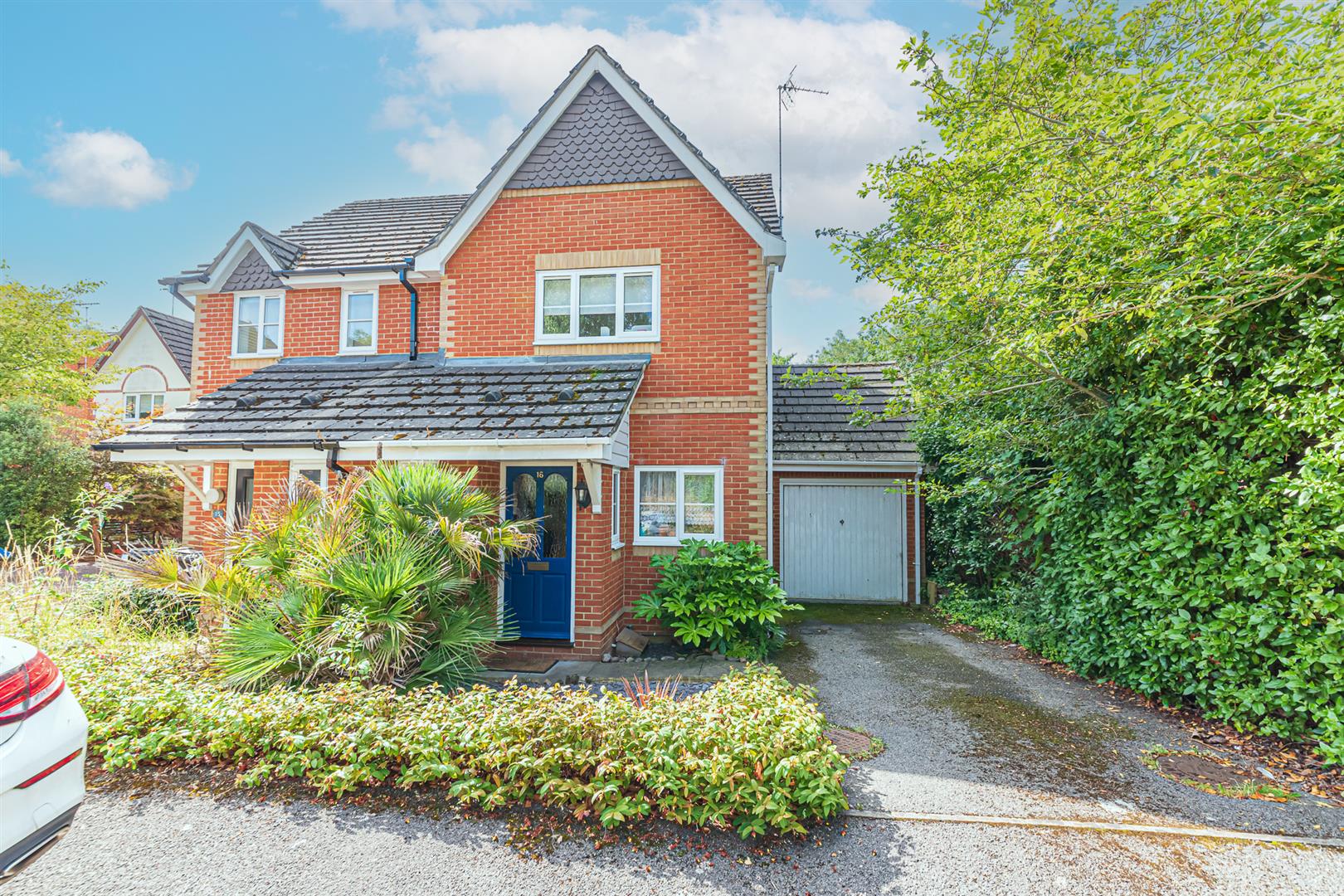 Davy Close, Wokingham, Berkshire, RG40 2LW