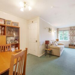 Acorn Drive, Wokingham, Berkshire, RG40 1EQ