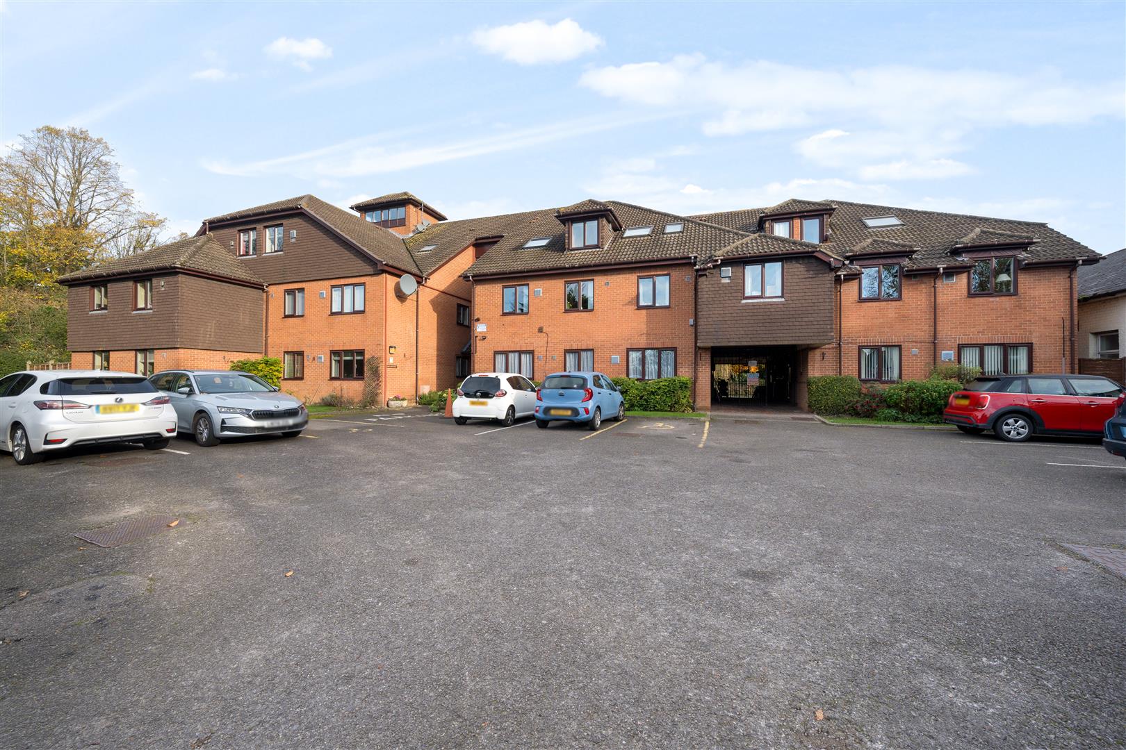 Willow Court, Reading Road, Wokingham, Berkshire, RG41 1EG