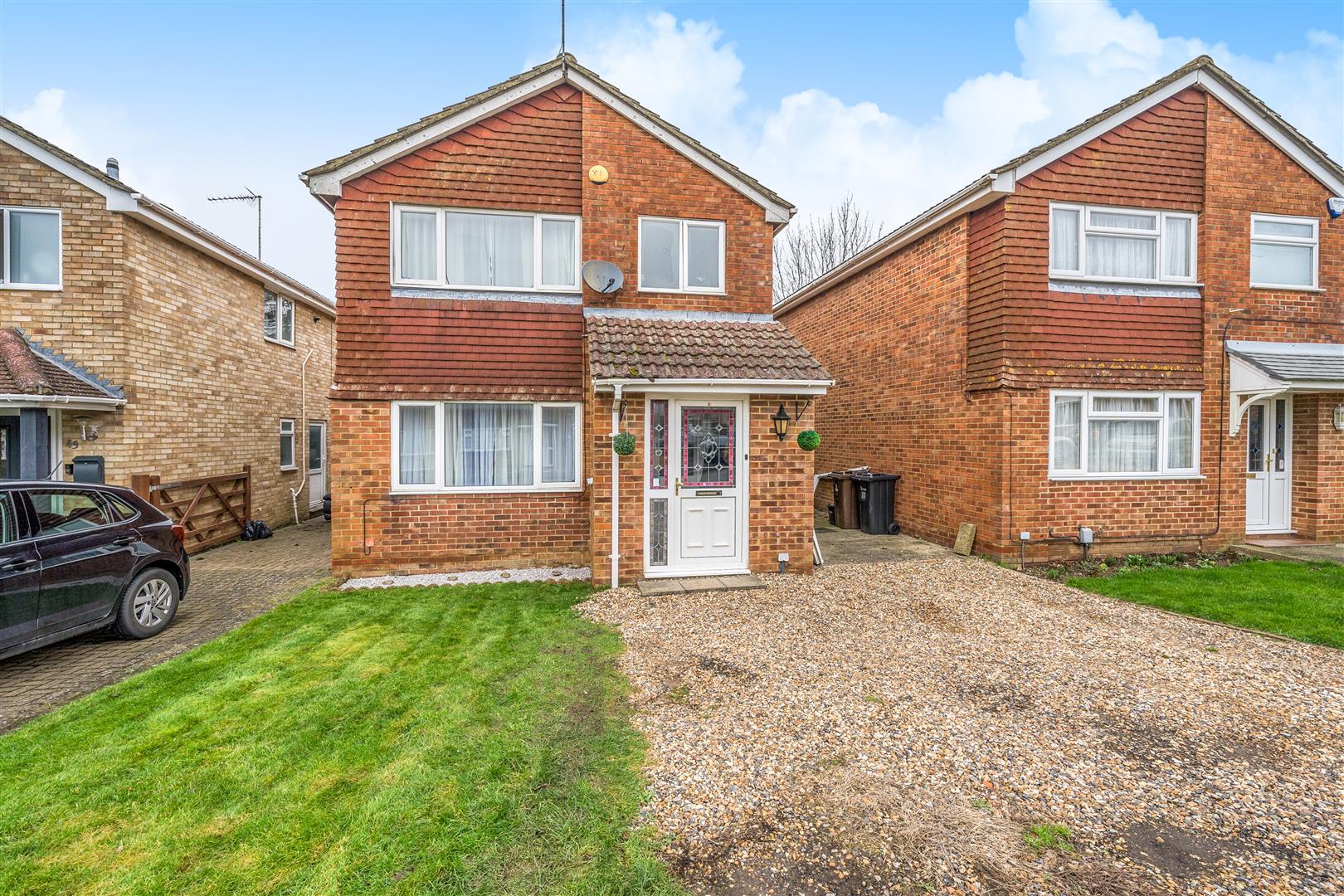 Benning Way, Wokingham, Berkshire, RG40 1XX