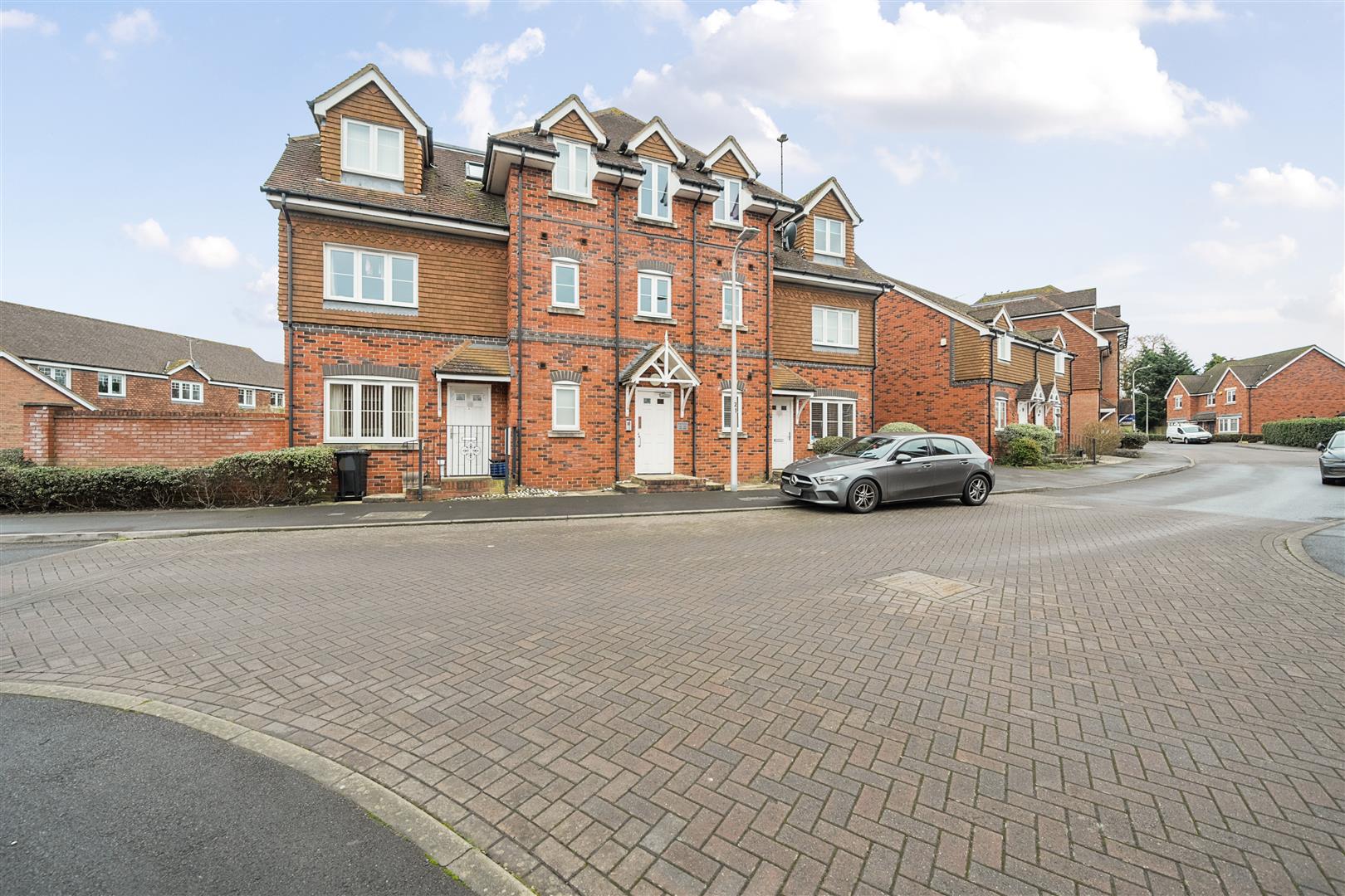 Carina Drive, Wokingham, Berkshire, RG40 1EF