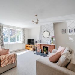 Somerville Close, Wokingham, Berkshire, RG41 4SW