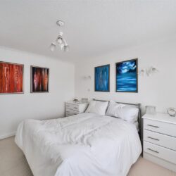 Thumbnail Image 9