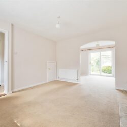 Quartz Close, Wokingham, Berkshire, RG41 3TS