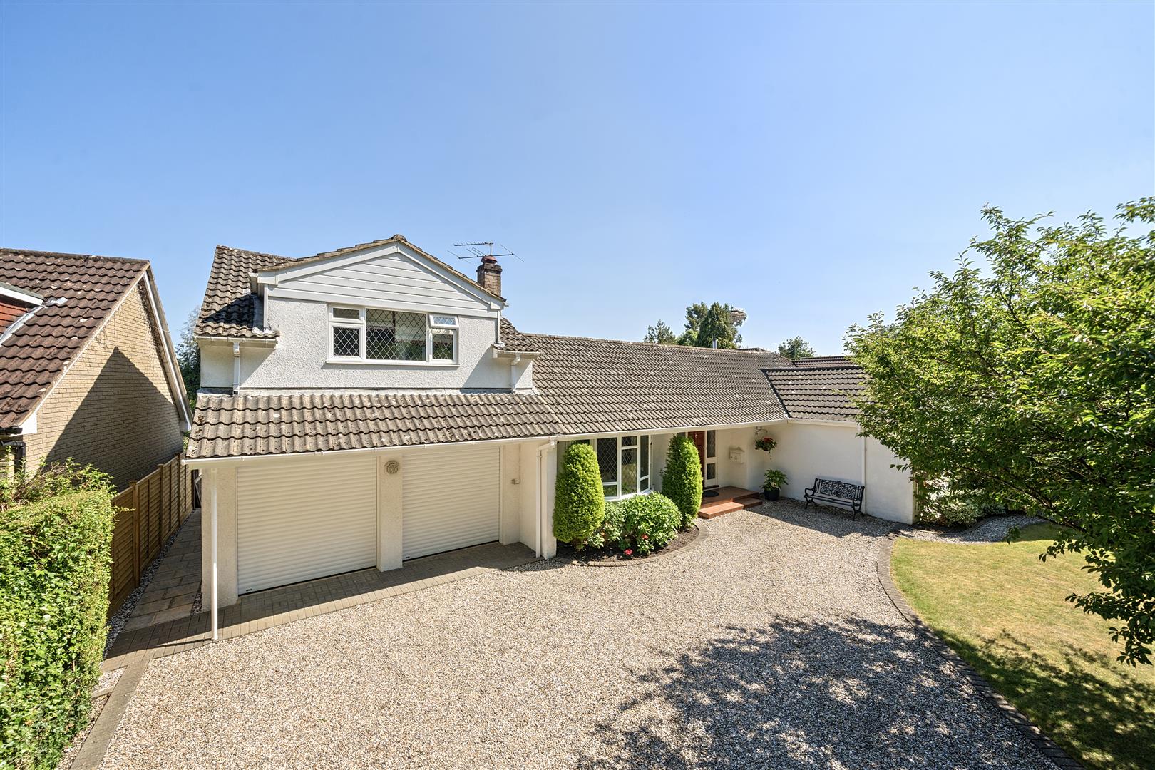 Simons Lane, Wokingham, Berkshire, RG41 3HG