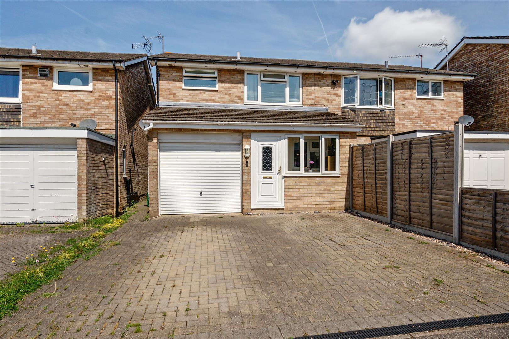 St. Pauls Gate Wokingham, Berkshire, RG41 2YP
