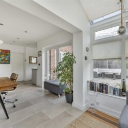 Thumbnail Image 9