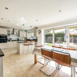 Old Woosehill Lane Wokingham, Berkshire, RG41 3HQ