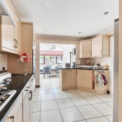 Chackfield Drive Winnersh, Berkshire, RG41 5PH