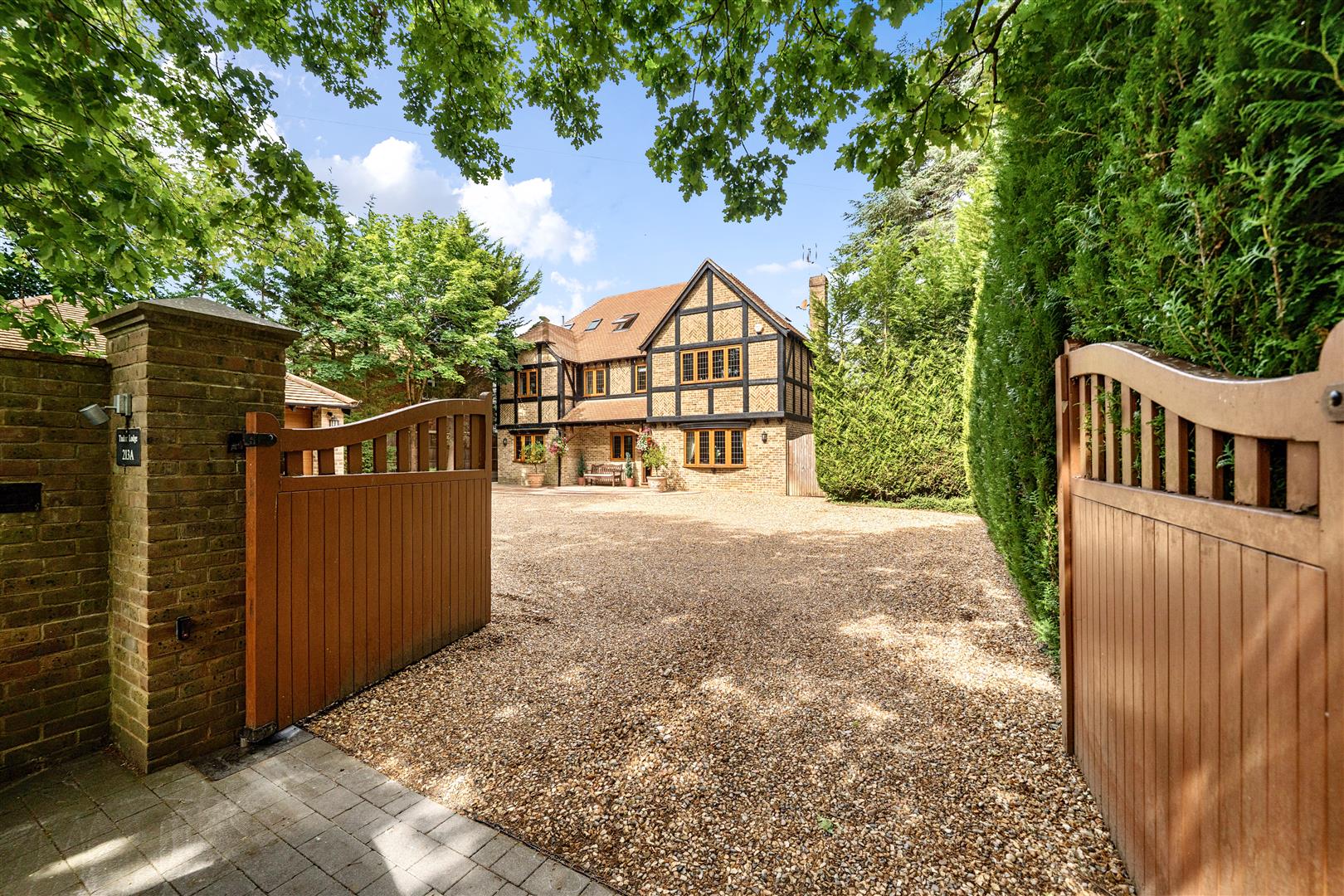 Finchampstead Road Wokingham, Berkshire, RG40 3HS