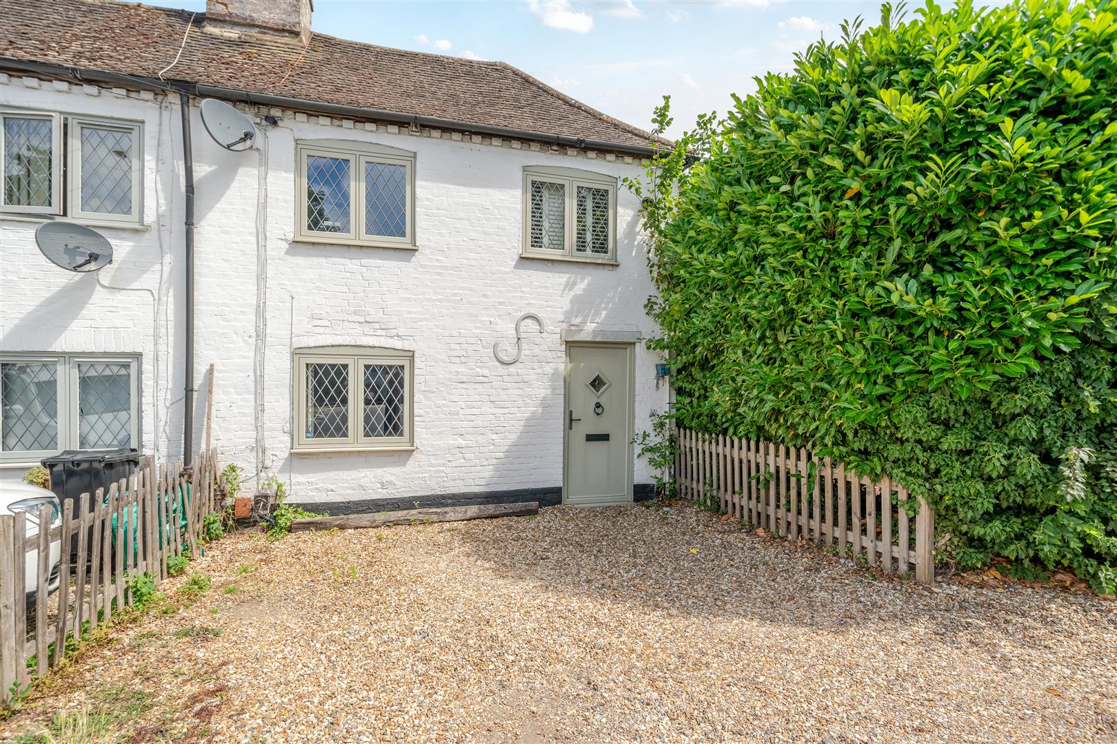 London Road Wokingham, Berkshire, RG40 1SN