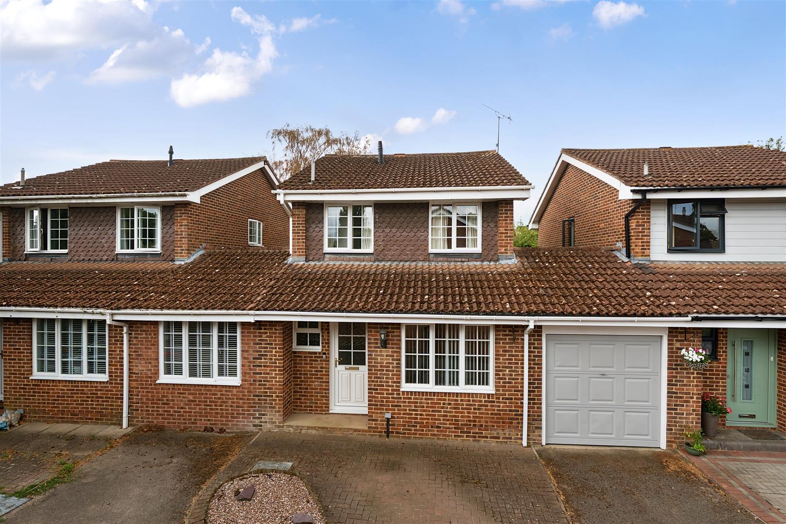 Woosehill Lane, Wokingham, Berkshire RG41 2TR