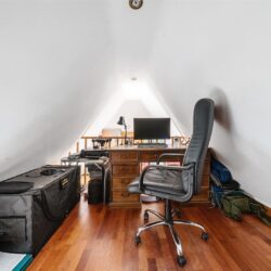 Thumbnail Image 17