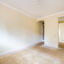Thumbnail Image 9