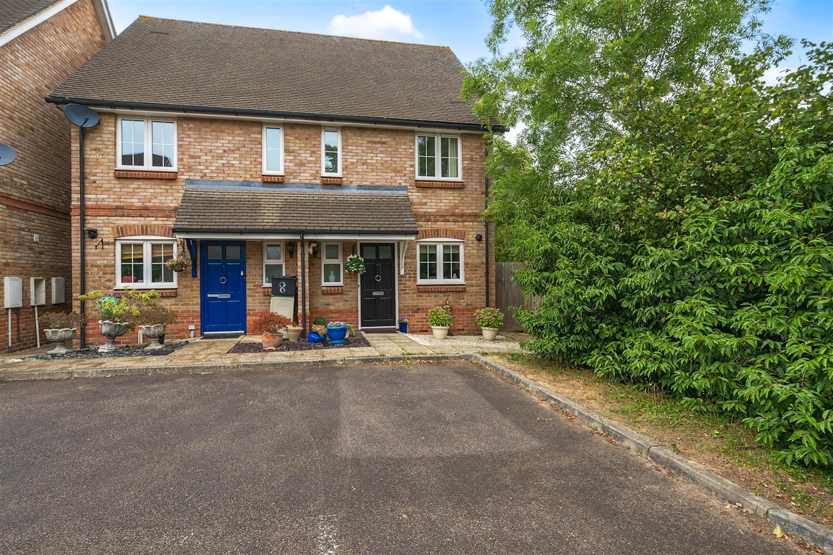 Village Close, Wokingham, Berkshire, RG41 1FZ