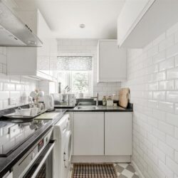 Thumbnail Image 9