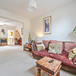 Easthampstead Road, Wokingham, Berkshire, RG40 2EB