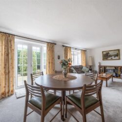 Lenham Close, Winnersh, Berkshire, RG41 1HR