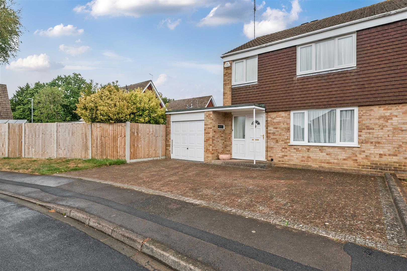 Pigott Road, Wokingham, Berkshire, RG40 1PZ
