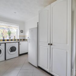 Park Lane Finchampstead, Berkshire, RG40 4PY
