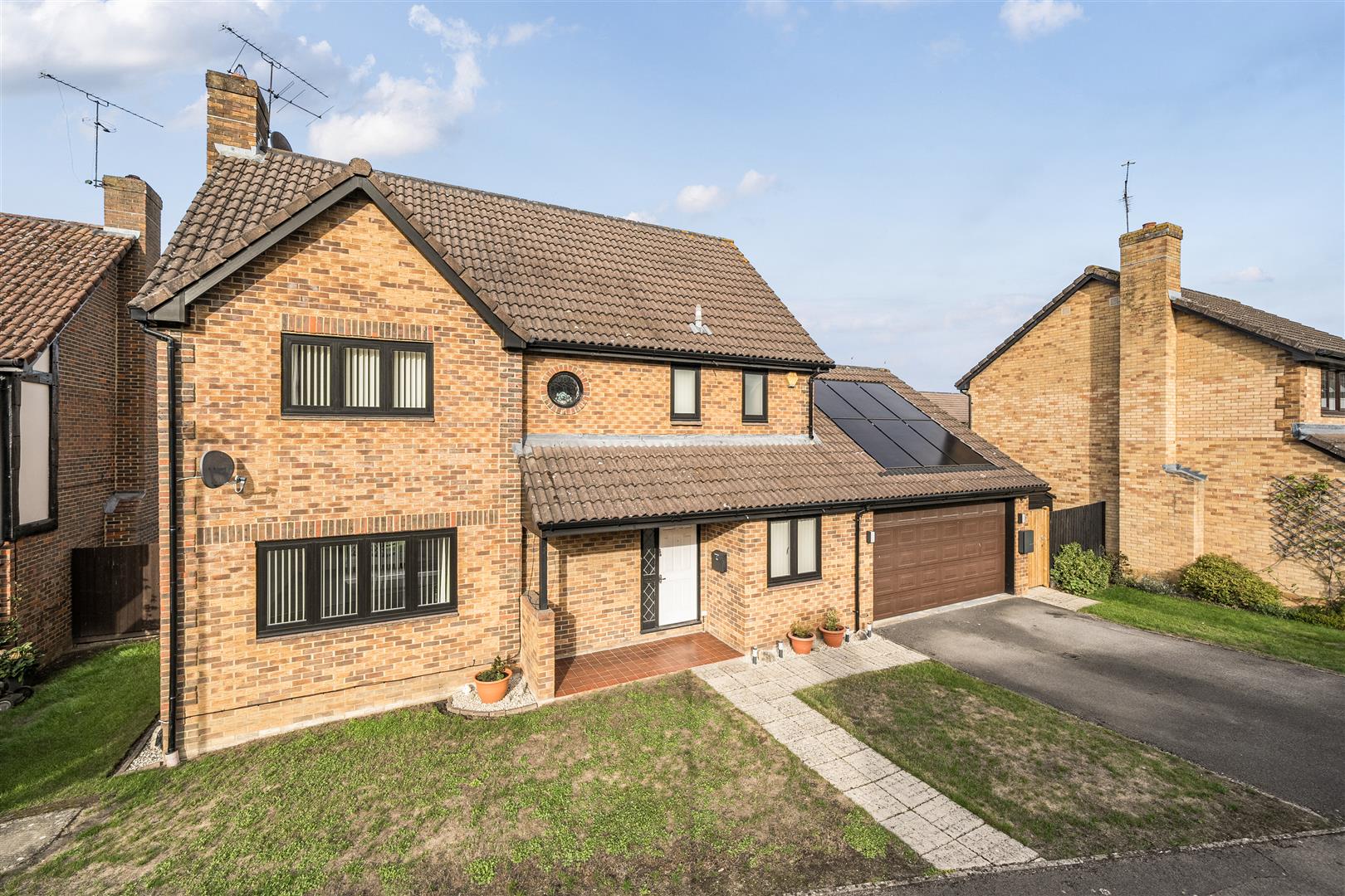 Woodward Close, Winnersh, Berkshire, RG41 5NW