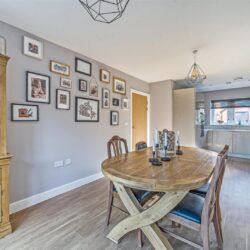 Oak Drive, Arborfield Green, Berkshire, RG2 9GJ