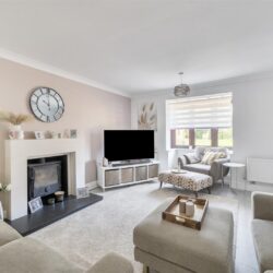 Isis Close Winnersh, Berkshire, RG41 5PN