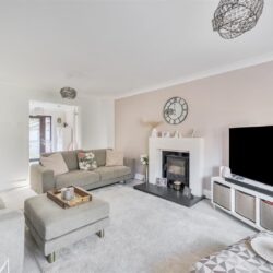 Isis Close Winnersh, Berkshire, RG41 5PN