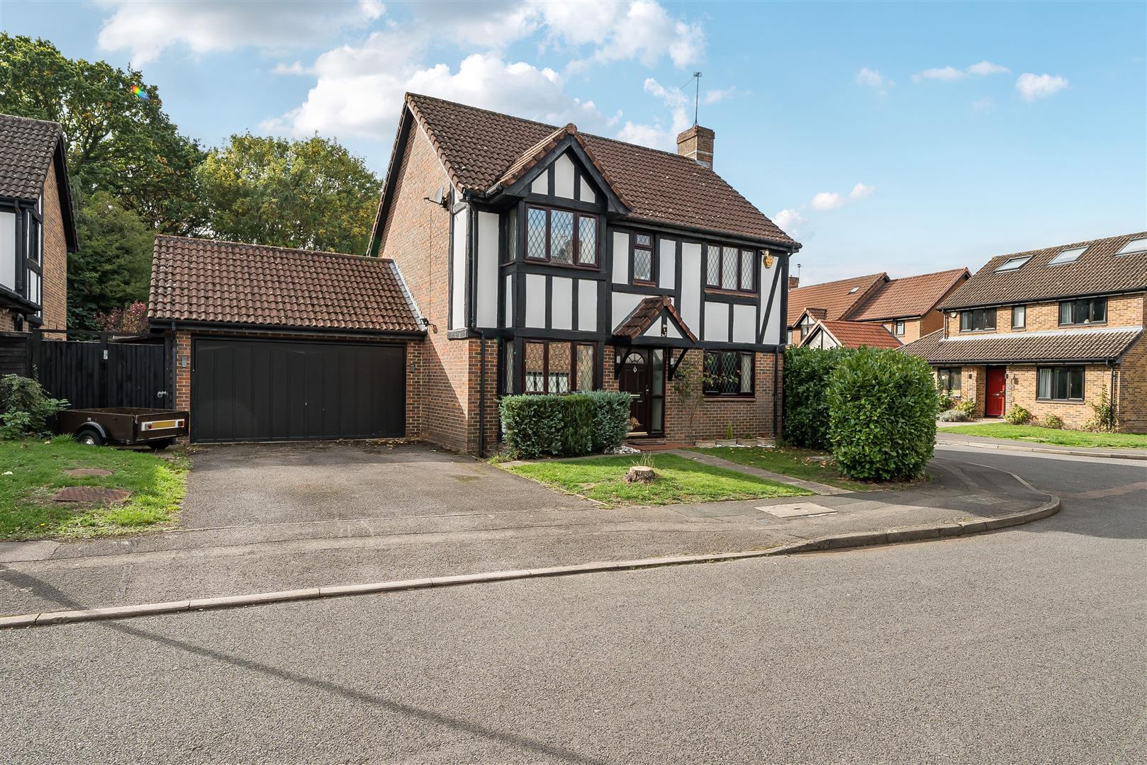 Woodward Close, Winnersh, Berkshire, RG41 5NW