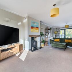 Barkham Ride, Finchampstead, Berkshire, RG40 4HB