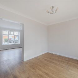 Valon Road, Arborfield, Berkshire, RG2 9QQ