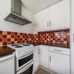 Petrel Close, Wokingham, Berkshire, RG41 3TF