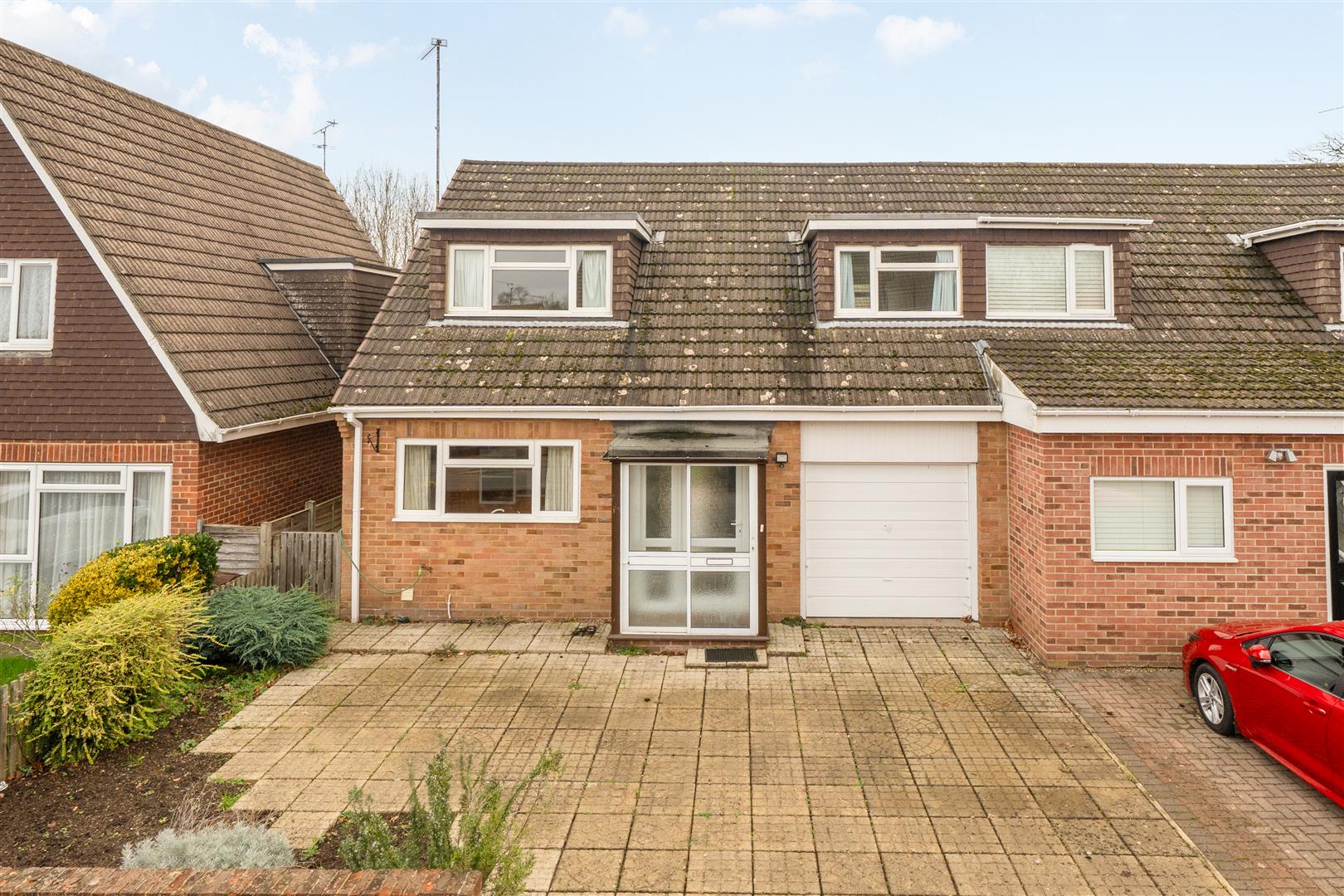 Lowther Close Wokingham, Berkshire, RG41 1JE