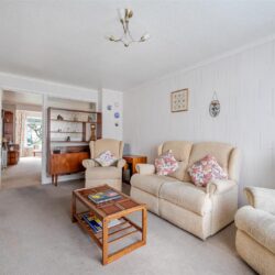 Benning Way, Wokingham, Berkshire, RG40 1XX