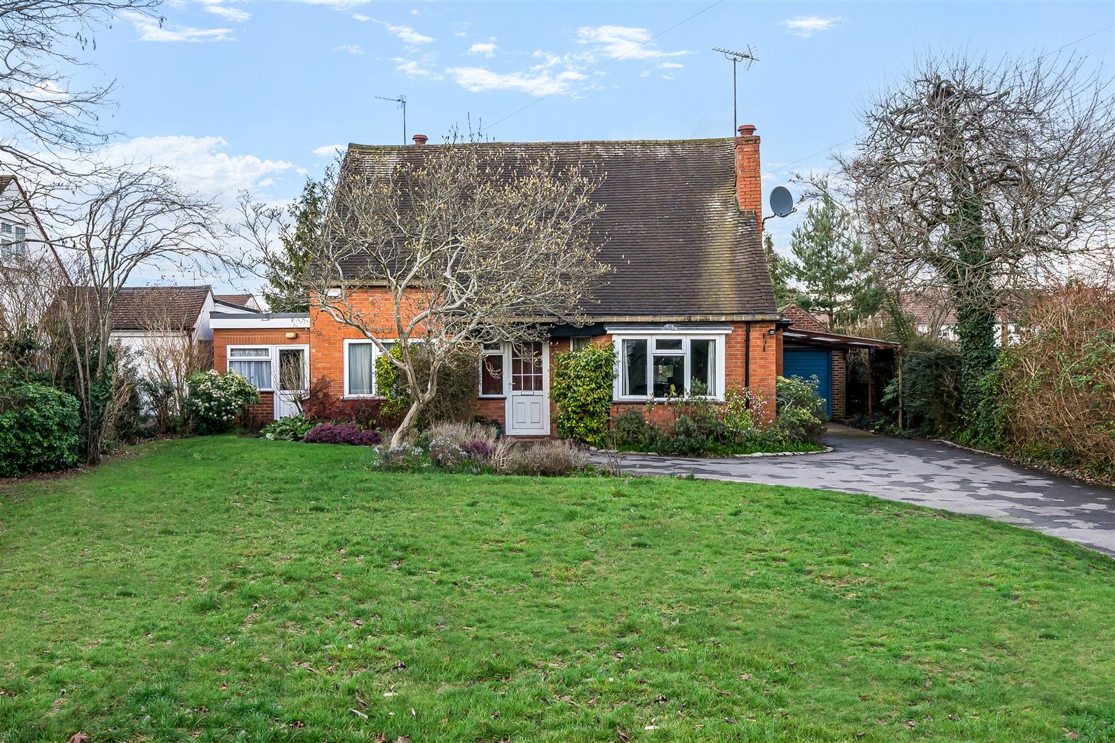 Headley Road, Woodley, Berkshire, RG5 4JD