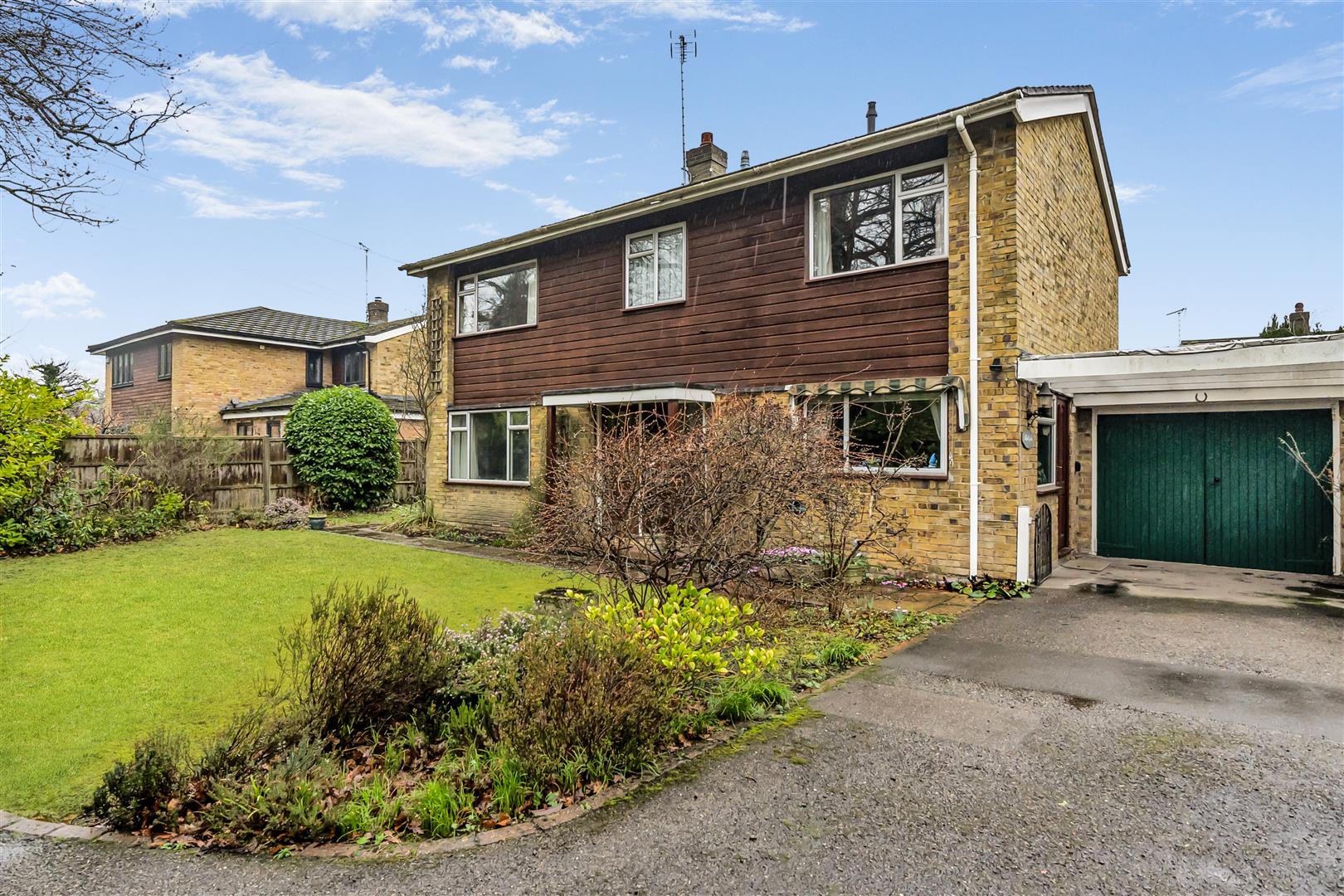 Eastheath Gardens Wokingham, Berkshire RG41 2PH