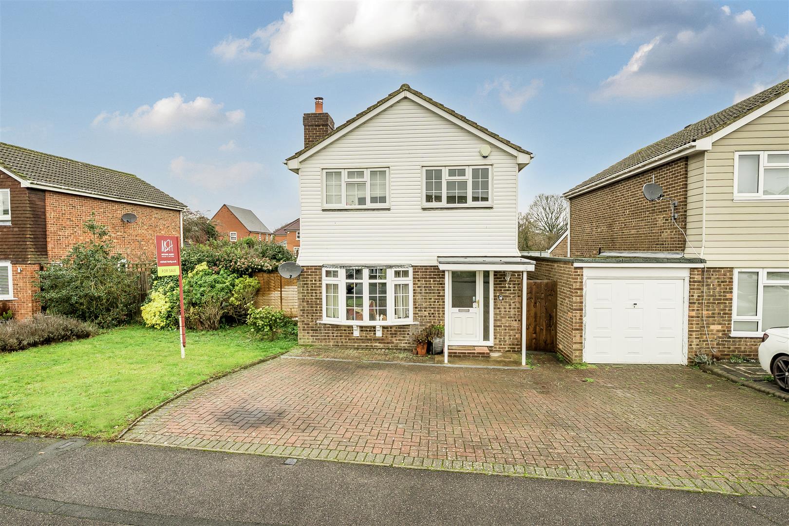 Benning Way, Wokingham, Berkshire RG40 1XX