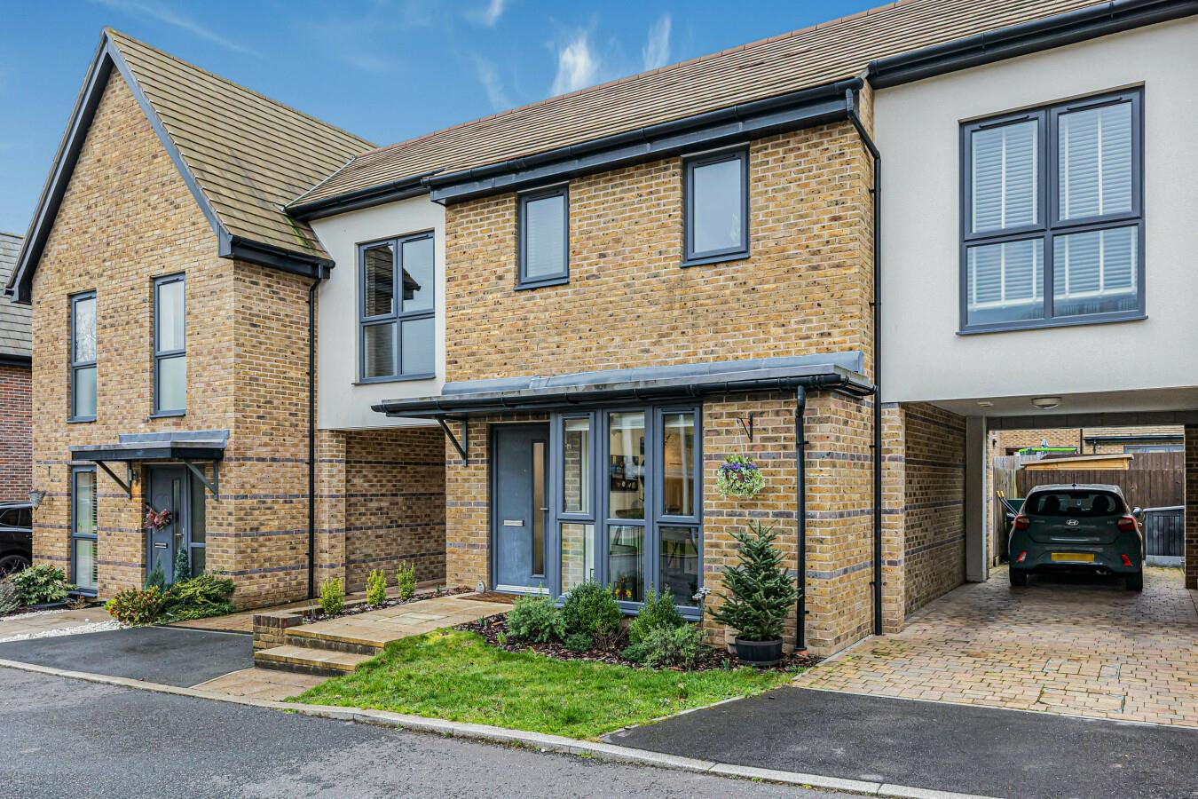 Pintail Place, Arborfield Green, Berkshire, RG2 9WN