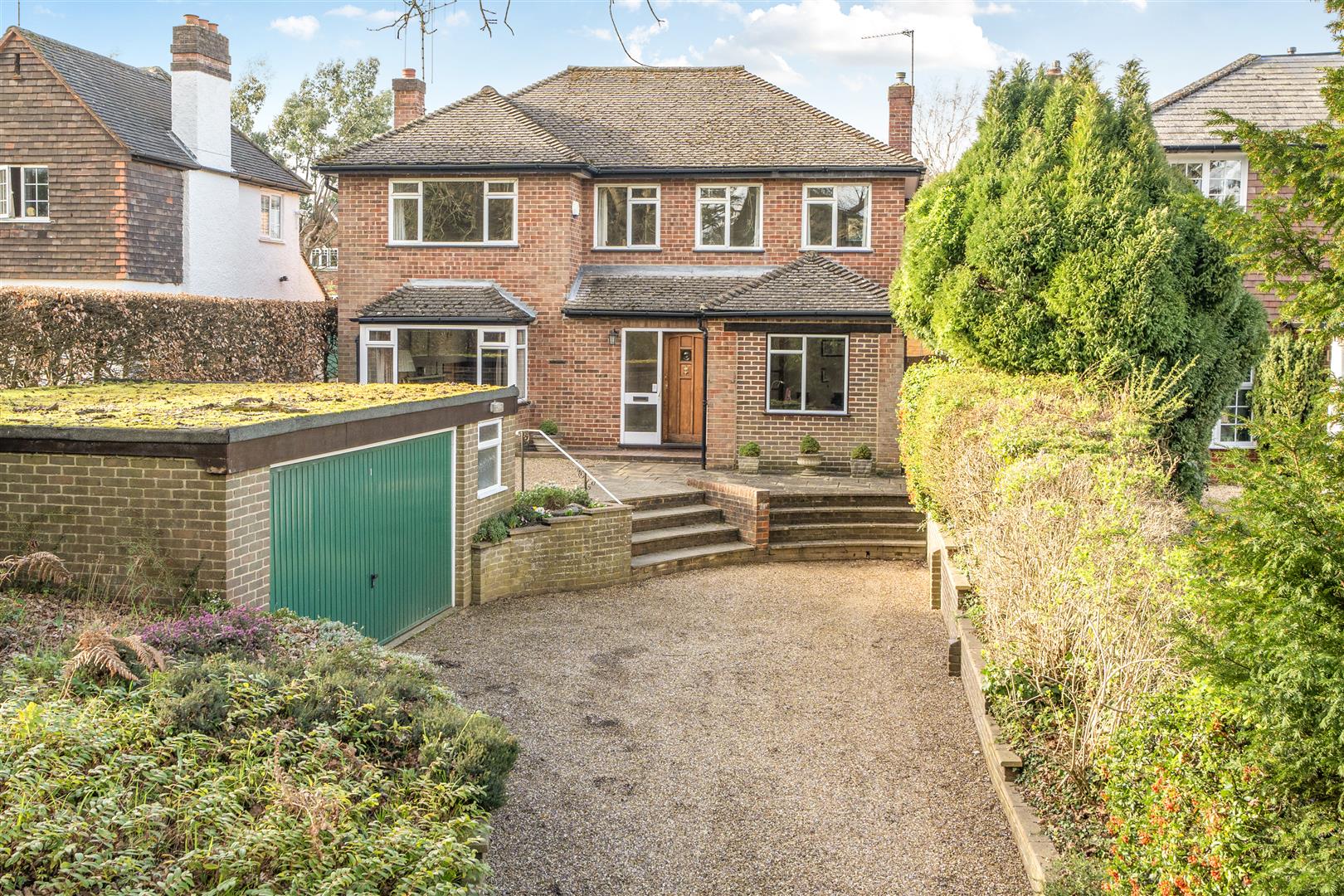 Barkham Road Wokingham, Berkshire, RG41 2RS