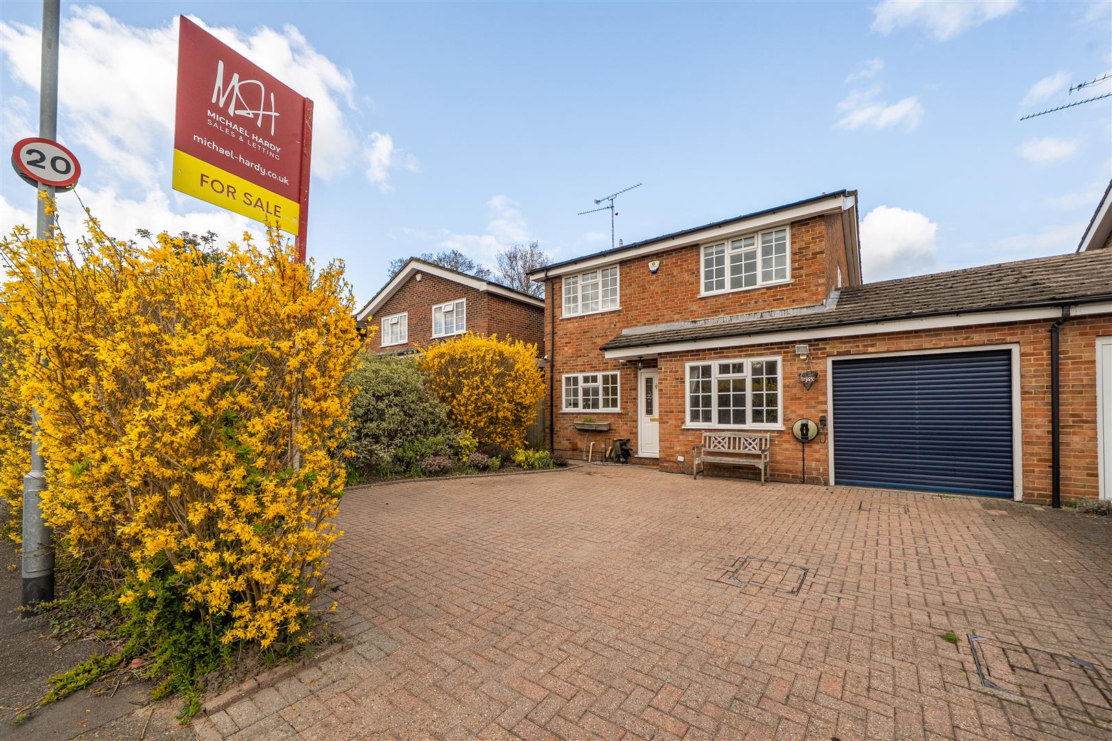 Kelsey Avenue,  Finchampstead, Berkshire, RG40 4TZ