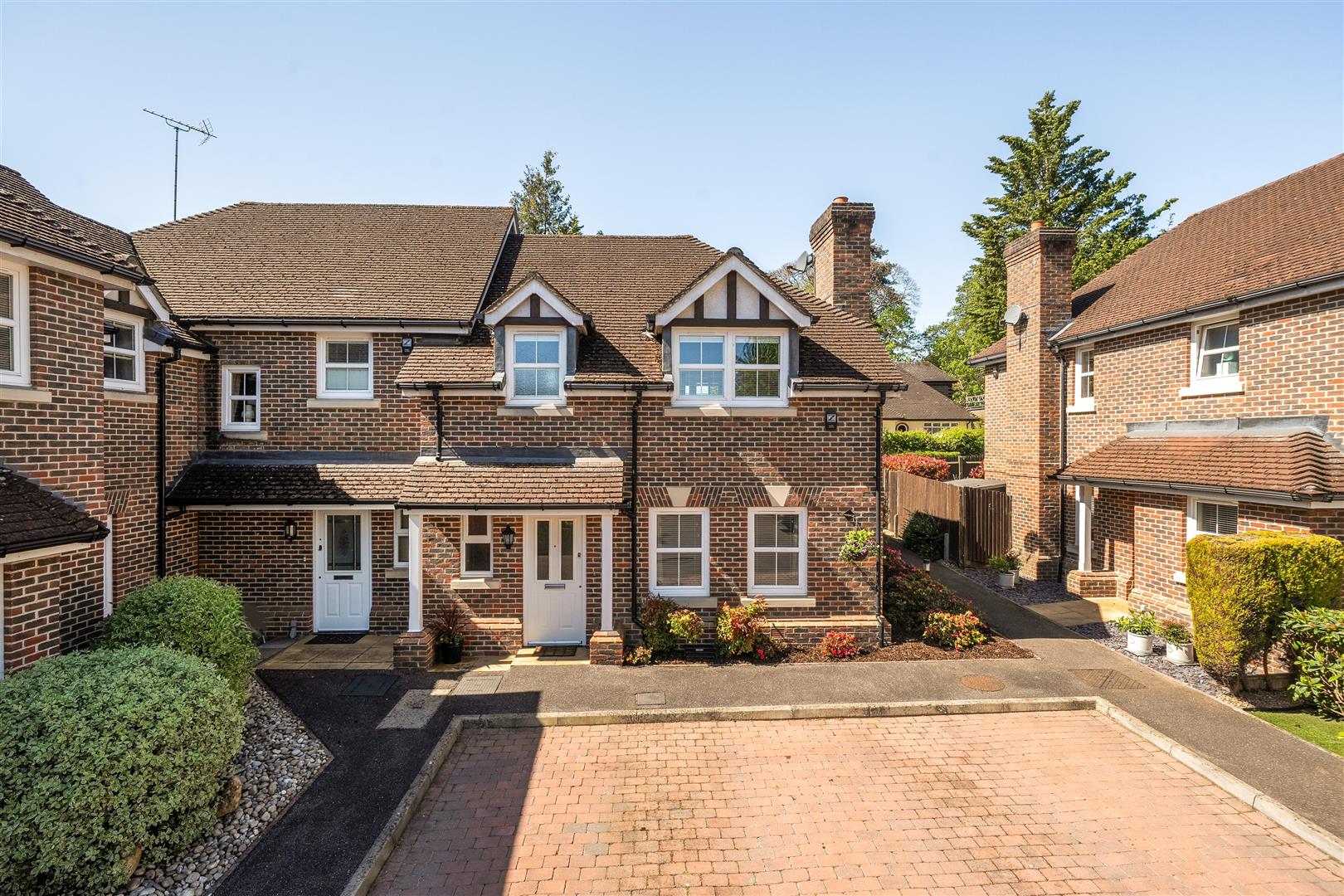 Barkhart Close, Wokingham, Berkshire, RG40 1PN