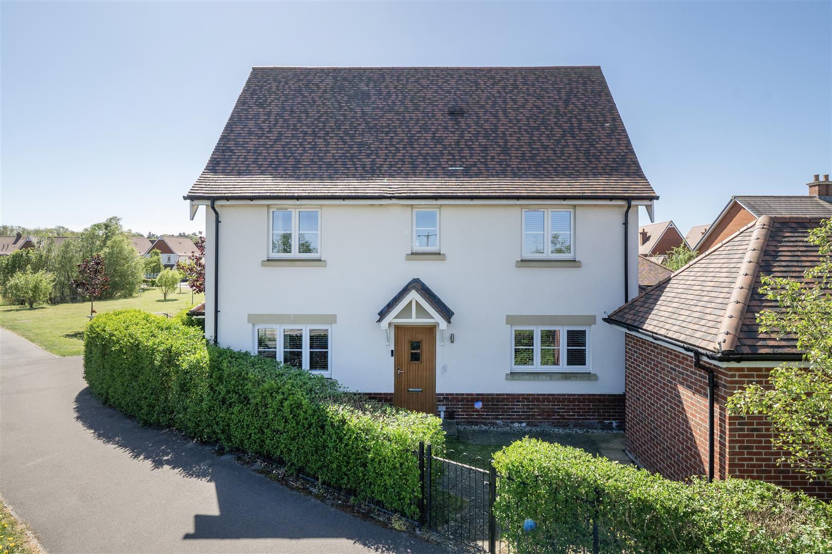Diamond Jubilee Way, Wokingham, Berkshire, RG40 5AP