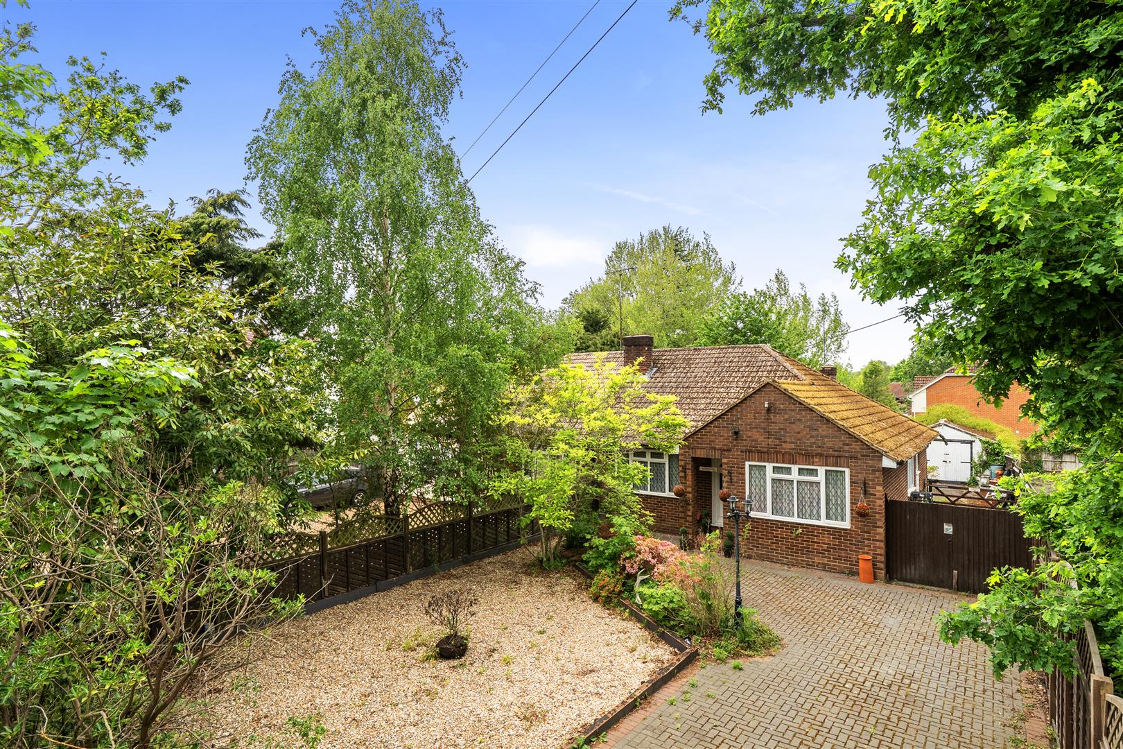 Nine Mile Ride, Wokingham, Berkshire, RG40 4HY