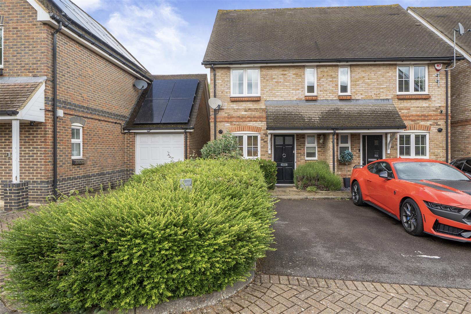 Village Close, Wokingham, Berkshire, RG41 1FZ