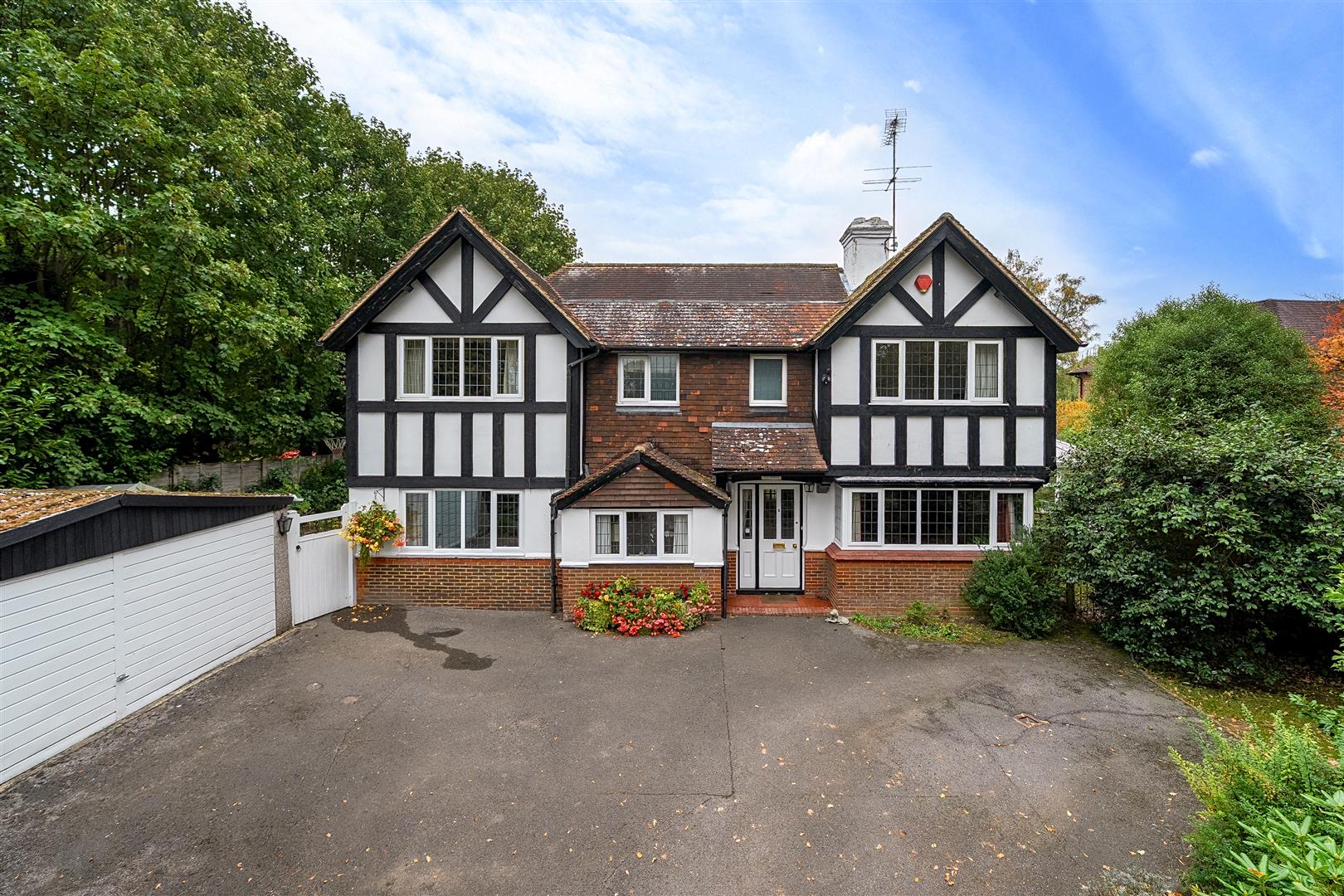 Frog Hall Drive, Wokingham, Berkshire, RG40 2LF