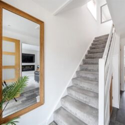 Thumbnail Image 9