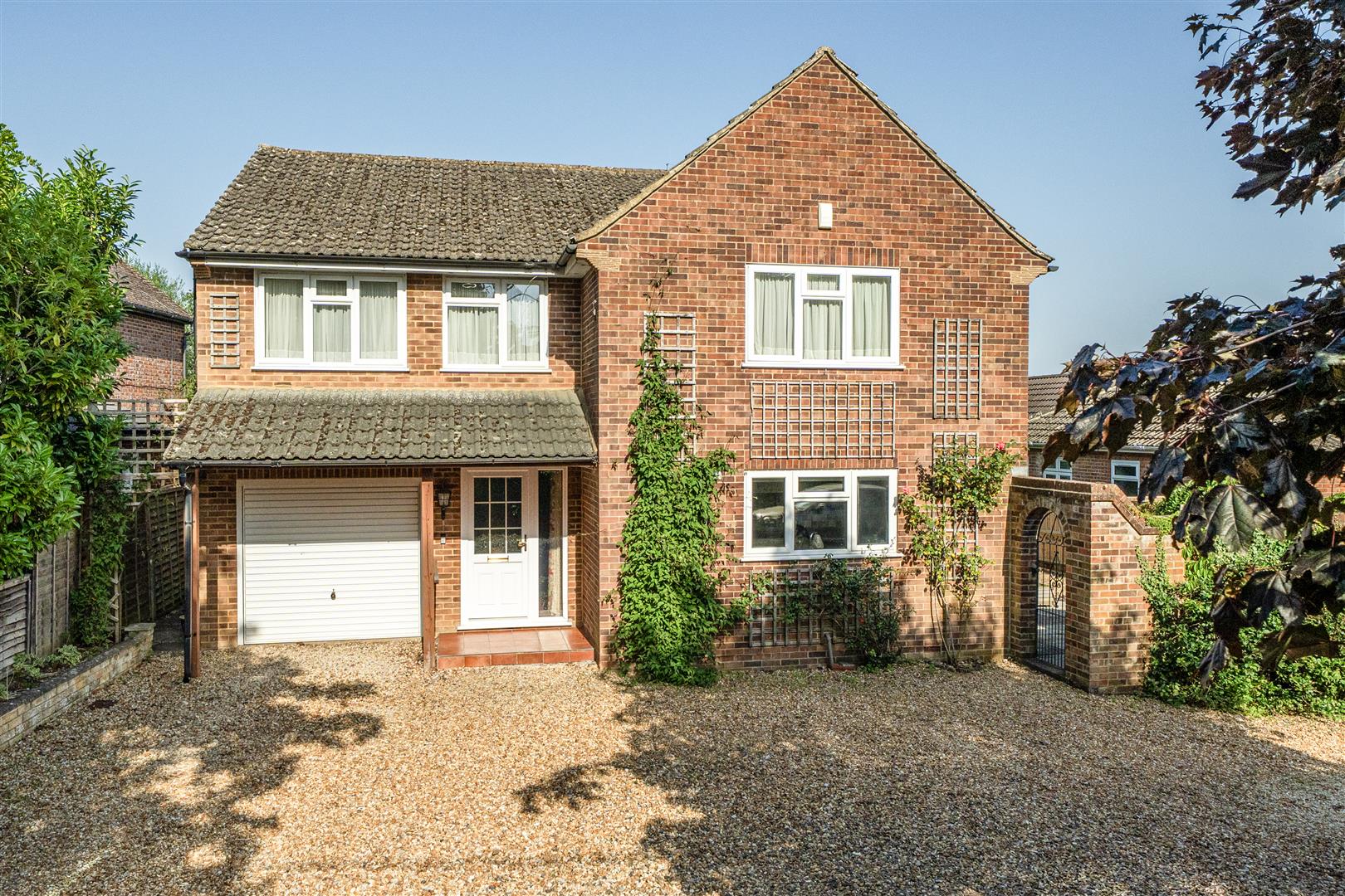 Bearwood Road, Wokingham, Berkshire, RG41 4SY