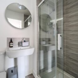 Thumbnail Image 10