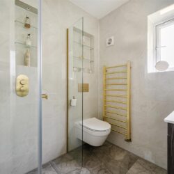 Thumbnail Image 17