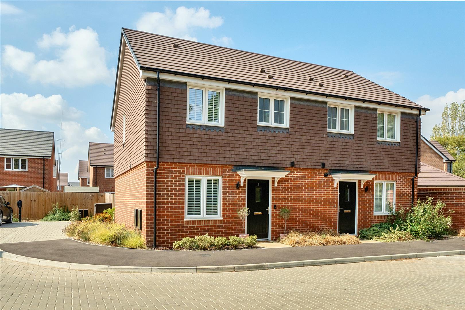 Goldcrest Row, Finchwood Park, Wokingham, Berkshire, RG40 4BT